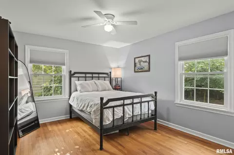 Bedroom - 14 Mclean Ln, Springfield, IL 62704 photo 4 of 6