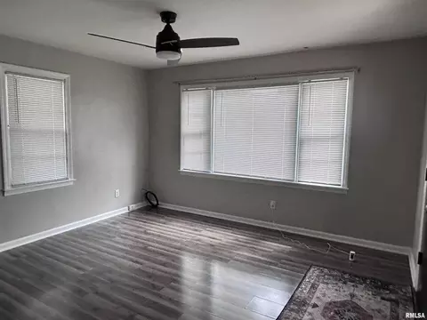 Living - 1113 N Rutledge St, Springfield, IL 62702 photo 2 of 2