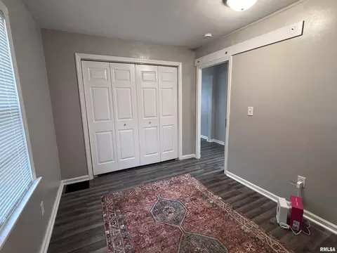 Bedroom - 1113 N Rutledge St, Springfield, IL 62702 photo 2 of 2
