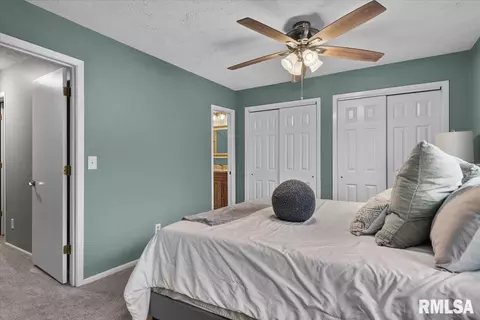 Bedroom - 57 Country Pl, Springfield, IL 62703 photo 3 of 8