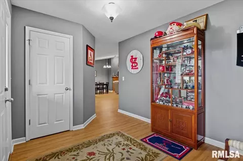 Entry Way - 4801 Savoy Dr, Springfield, IL 62711 photo 1 of 6