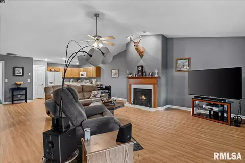 Other - 4801 Savoy Dr, Springfield, IL 62711 photo 4 of 8