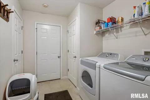 Other - 4801 Savoy Dr, Springfield, IL 62711 photo 6 of 8