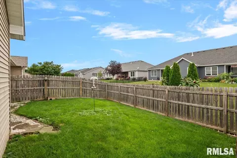 Exterior - 4801 Savoy Dr, Springfield, IL 62711 photo 2 of 4