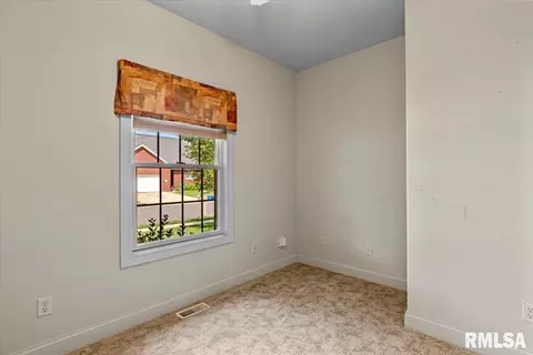 Bedroom - 2400 Aaron Ct, Springfield, IL 62704 photo 6 of 7