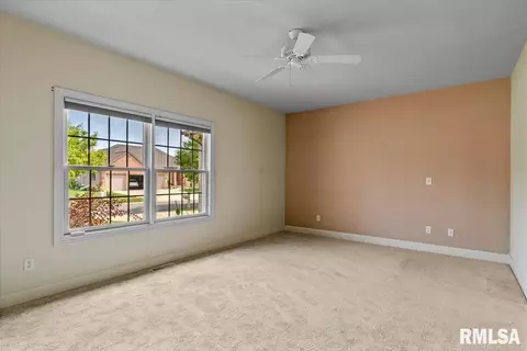Bedroom - 2400 Aaron Ct, Springfield, IL 62704 photo 1 of 7