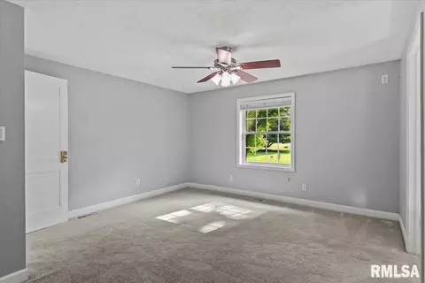 Bedroom - 1831 Illini Rd, Springfield, IL 62704 photo 3 of 7