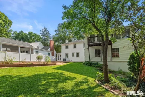 Exterior - 1831 Illini Rd, Springfield, IL 62704 photo 12 of 15