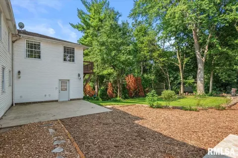 Exterior - 1831 Illini Rd, Springfield, IL 62704 photo 7 of 15