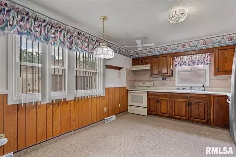 Kitchen - 205 Deer Head Ln, Springfield, IL 62704 photo 1 of 3