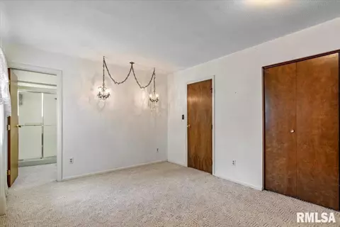 Bedroom - 205 Deer Head Ln, Springfield, IL 62704 photo 3 of 9