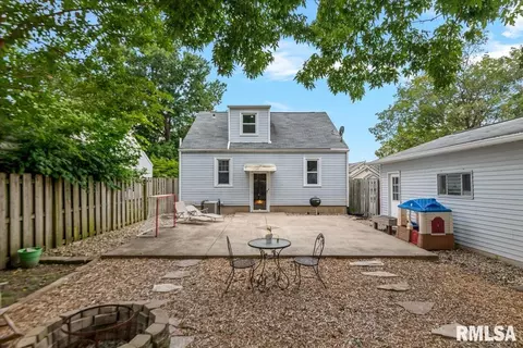 Exterior - 3312 S Spring St, Springfield, IL 62703 photo 8 of 10