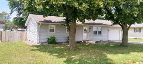 Other - 220 N Eastview St, Camp Point, IL 62320 photo 2 of 4