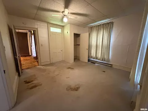 Bedroom - 1328 Mortimer St, Barry, IL 62312 photo 2 of 3