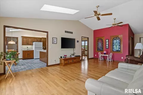 Other - 2508 Hedge Ln, Springfield, IL 62707 photo 6 of 15