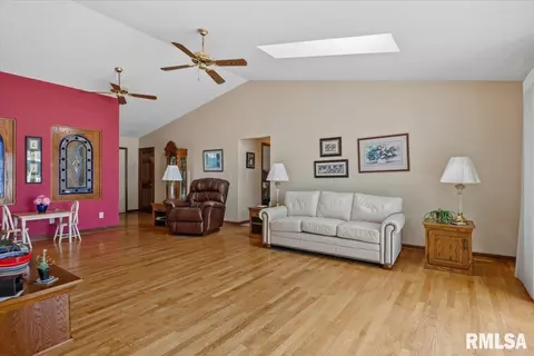 Other - 2508 Hedge Ln, Springfield, IL 62707 photo 5 of 15