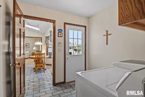 Other - 2508 Hedge Ln, Springfield, IL 62707 photo 8 of 15