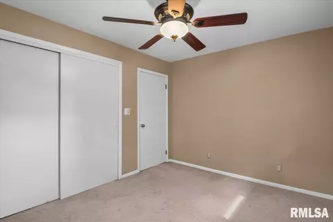 Bedroom - 28 Sunnyside Dr, Springfield, IL 62702 photo 4 of 6