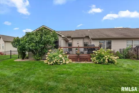 Exterior - 2706 Buckskin Trl, Springfield, IL 62711 photo 6 of 9
