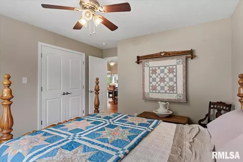 Bedroom - 2706 Buckskin Trl, Springfield, IL 62711 photo 5 of 7