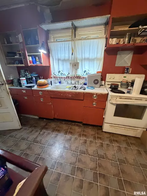 2168 S 17th St, Springfield, IL 62703 photo 5