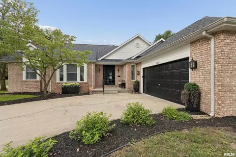 Exterior - 1120 Harmony Ct, Springfield, IL 62703 photo 2 of 3