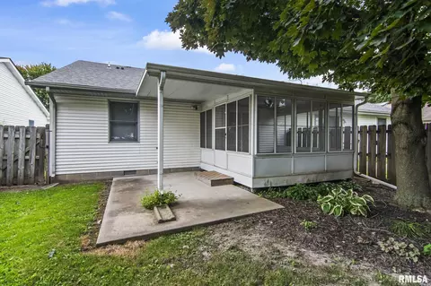 Exterior - 6329 Brent Dr, Springfield, IL 62712 photo 6 of 6