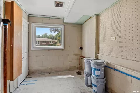 Other - 28 Bel Aire Dr, Springfield, IL 62703 photo 5 of 6