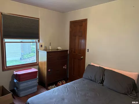 Bedroom - 3016 Sequoia Dr, Springfield, IL 62712 photo 2 of 4
