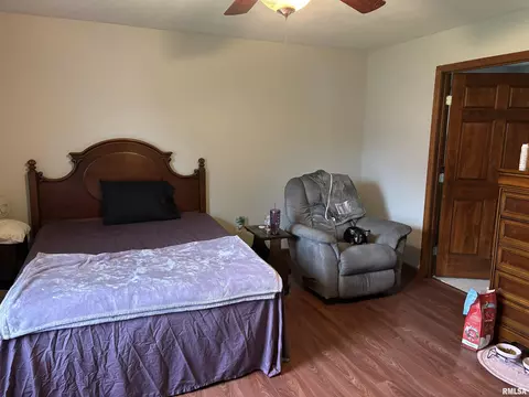 Bedroom - 3016 Sequoia Dr, Springfield, IL 62712 photo 3 of 4
