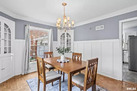 Dining - 1417 S Douglas Ave, Springfield, IL 62704 photo 2 of 3