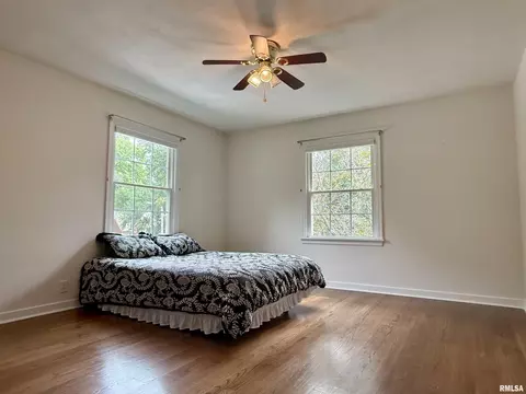 Bedroom - 1417 S Douglas Ave, Springfield, IL 62704 photo 1 of 7
