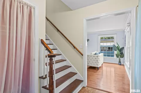 Entry Way - 1417 S Douglas Ave, Springfield, IL 62704 photo 1 of 6