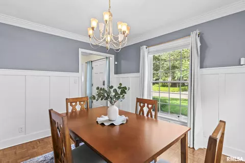 Dining - 1417 S Douglas Ave, Springfield, IL 62704 photo 3 of 3