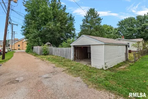 Exterior - 2709 S State St, Springfield, IL 62704 photo 5 of 5