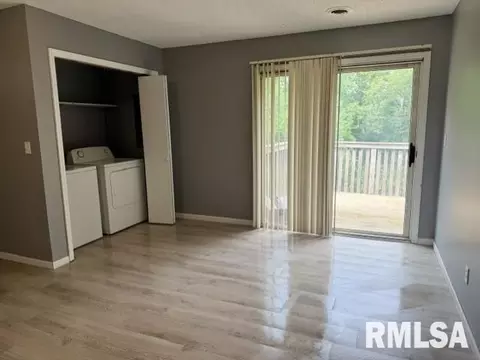 2811 Monmouth Ct, Springfield, IL 62704 photo 4