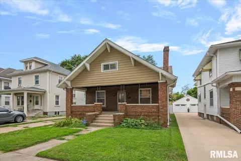 Exterior - 1609 S 4th St, Springfield, IL 62703 photo 2 of 8
