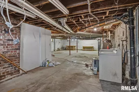 Other - 1609 S 4th St, Springfield, IL 62703 photo 8 of 10