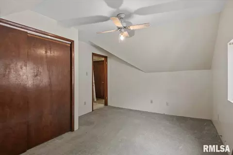 Bedroom - 1609 S 4th St, Springfield, IL 62703 photo 7 of 11