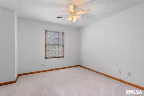 Bedroom - 2201 Checkerberry Ln, Springfield, IL 62711 photo 7 of 8
