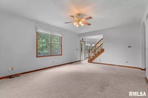 Living - 2201 Checkerberry Ln, Springfield, IL 62711 photo 4 of 4