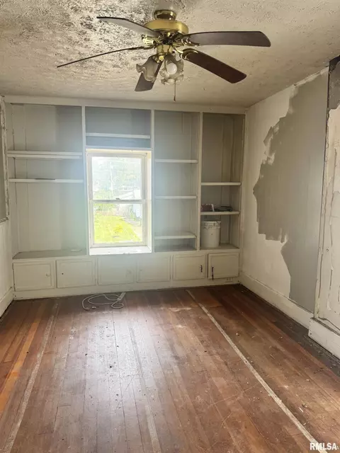 2021 S 4th St, Springfield, IL 62704 photo 6
