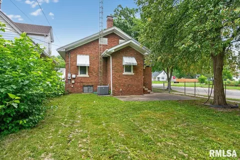 1101 N Walnut St, Springfield, IL 62702 photo 31