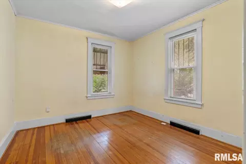 1101 N Walnut St, Springfield, IL 62702 photo 17