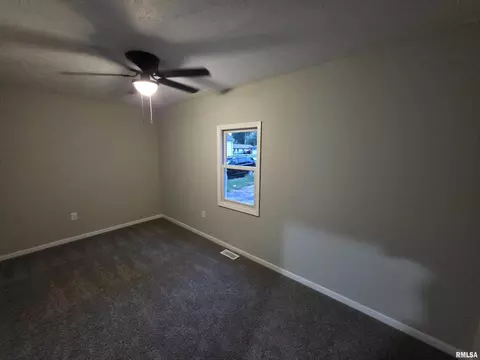 Bedroom - 3357 S 3rd St, Springfield, IL 62703 photo 1 of 3