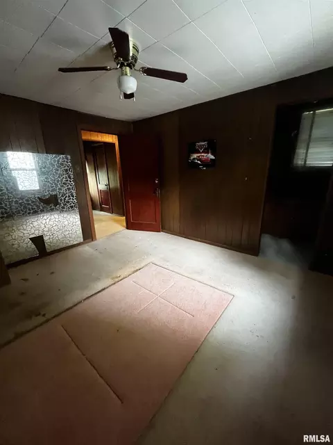 Bedroom - 2824 S 16th St, Springfield, IL 62703 photo 5 of 8