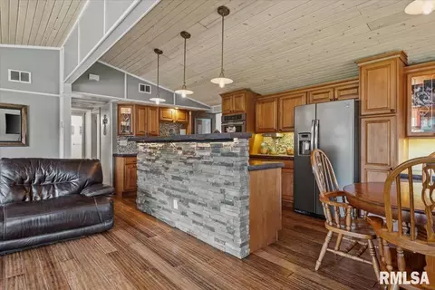Kitchen - 220 N Koke Mill Rd, Springfield, IL 62711 photo 1 of 5