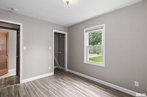 Bedroom - 1709 N 20th St, Springfield, IL 62702 photo 2 of 3
