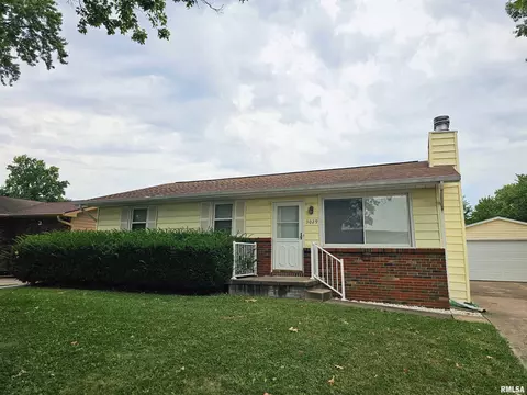 3029 Selkirk Rd, Springfield, IL 62702 photo 2