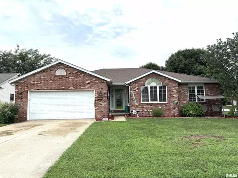4528 Barrington Dr, Springfield, IL 62711